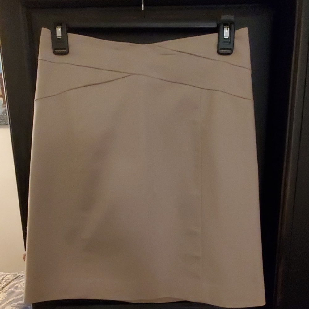 Banana Rep Pencil Skirt - Beige - Size 0 Stretch